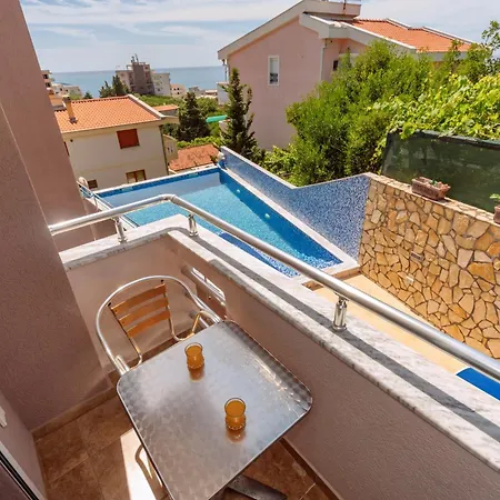 Ani Lux Apartment Dobra Voda Exterior photo