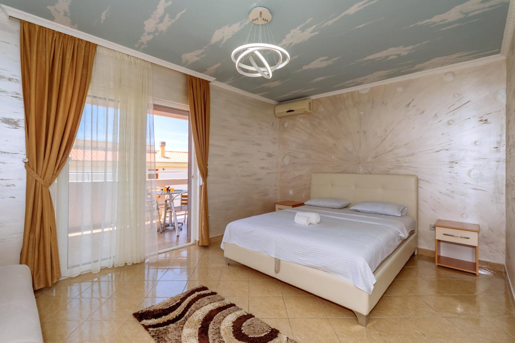Ani Lux Apartment *